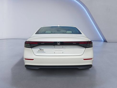 Used 2023 Honda Accord LX image 4