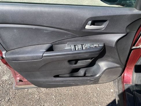 Used 2015 Honda CR-V LX image 11