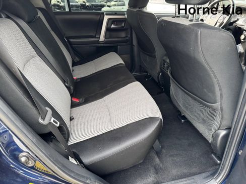 Used 2014 Toyota 4Runner SR5 image 27