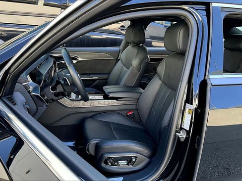 Used 2023 Audi A8 L 3.0T image 7