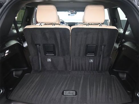 Used 2023 Jeep Grand Cherokee L Limited w/ Luxury Tech Group II image 14