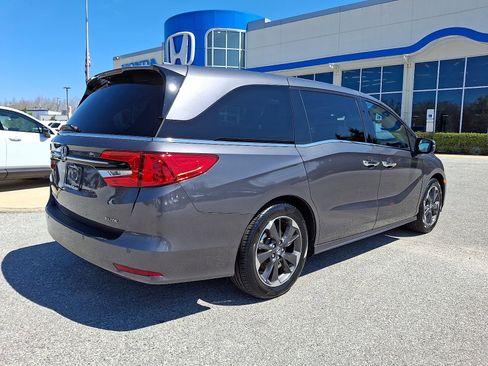 Used 2024 Honda Odyssey Elite image 6