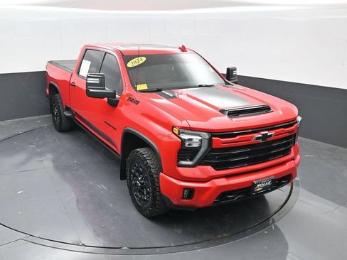 Used 2024 Chevrolet Silverado 2500 LTZ w/ LTZ Plus Package AWD/4WD image 1