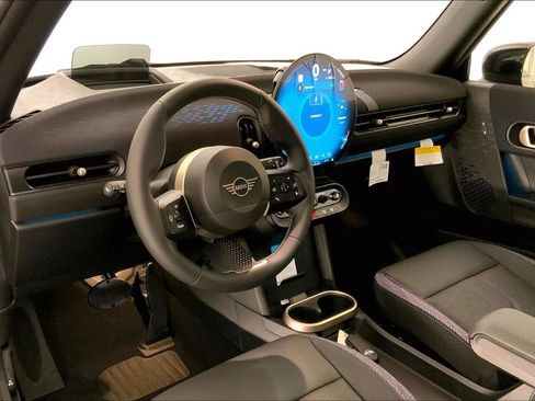New 2026 MINI Cooper 2-Door Hardtop FWD image 4