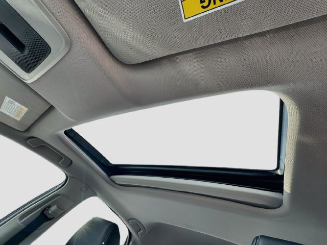 Used 2024 Honda Civic EX-L image 23