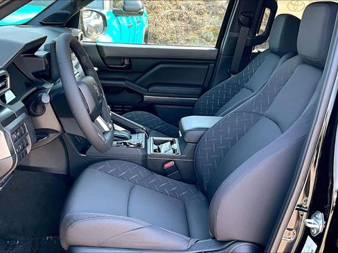 New 2026 Toyota Tacoma SR5 AWD/4WD image 9