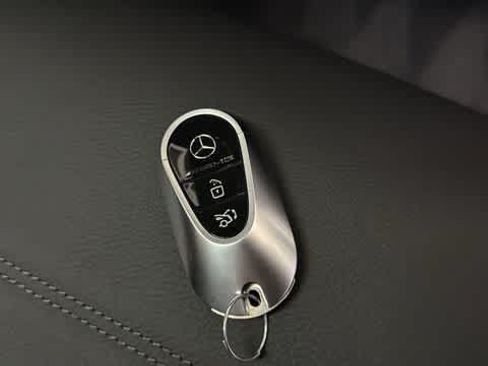 Certified 2026 Mercedes-Benz GLC 43 AMG 4MATIC image 38