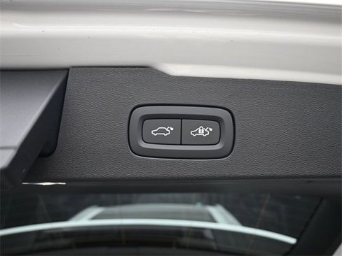 New 2026 Volvo V60 B5 Cross Country Plus w/ Protection Package Premier image 11