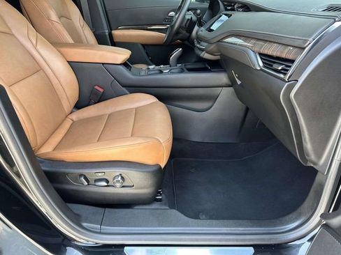 Certified 2023 Cadillac XT4 Premium Luxury w/ Enhanced Visibility Package AWD/4WD image 20