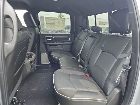 New 2026 RAM 2500 Laramie AWD/4WD image 14