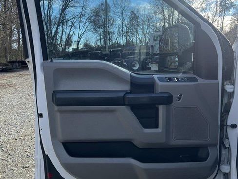 Used 2017 Ford F350 XL w/ Power Equipment Group image 9