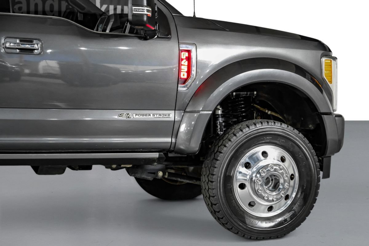 Used 2019 Ford F450 Platinum w/ Platinum Ultimate Package AWD/4WD image 7