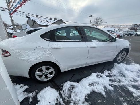 Used 2015 Dodge Dart SXT image 5