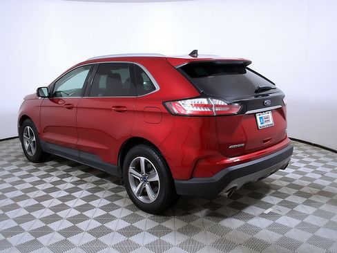 Used 2020 Ford Edge SEL w/ Convenience Package FWD image 9