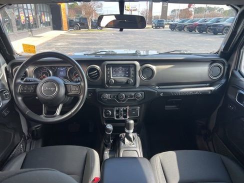 Used 2019 Jeep Wrangler Unlimited Sport S image 21