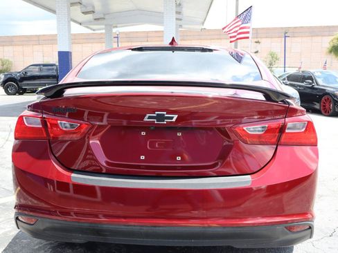 Used 2018 Chevrolet Malibu LT FWD image 5