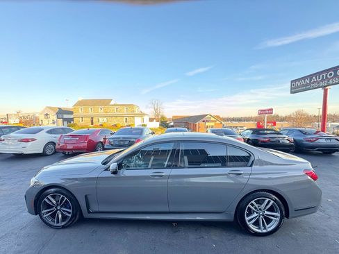 Used 2020 BMW 750i xDrive w/ Autobahn Package image 5
