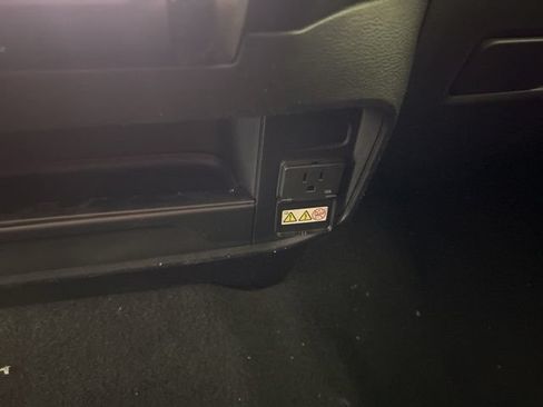 New 2026 RAM 2500 Tradesman AWD/4WD image 37