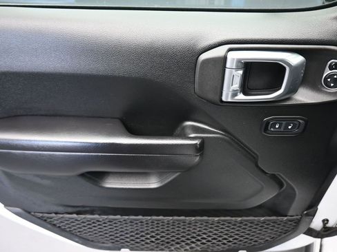 Used 2021 Jeep Gladiator Sport w/ Quick Order Package 24Q 80Th image 10