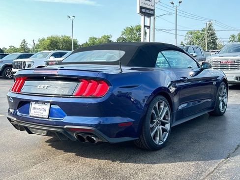 Used 2018 Ford Mustang GT Premium w/ Equipment Group 401A RWD image 10
