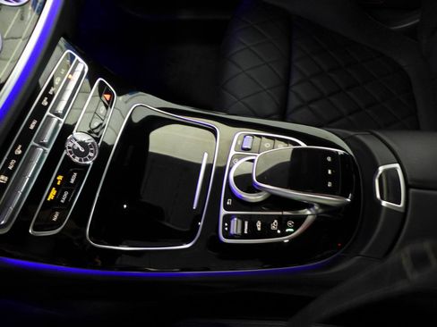 Used 2020 Mercedes-Benz E 450 4MATIC Coupe image 41