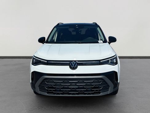 New 2026 Volkswagen Taos SE AWD/4WD image 8