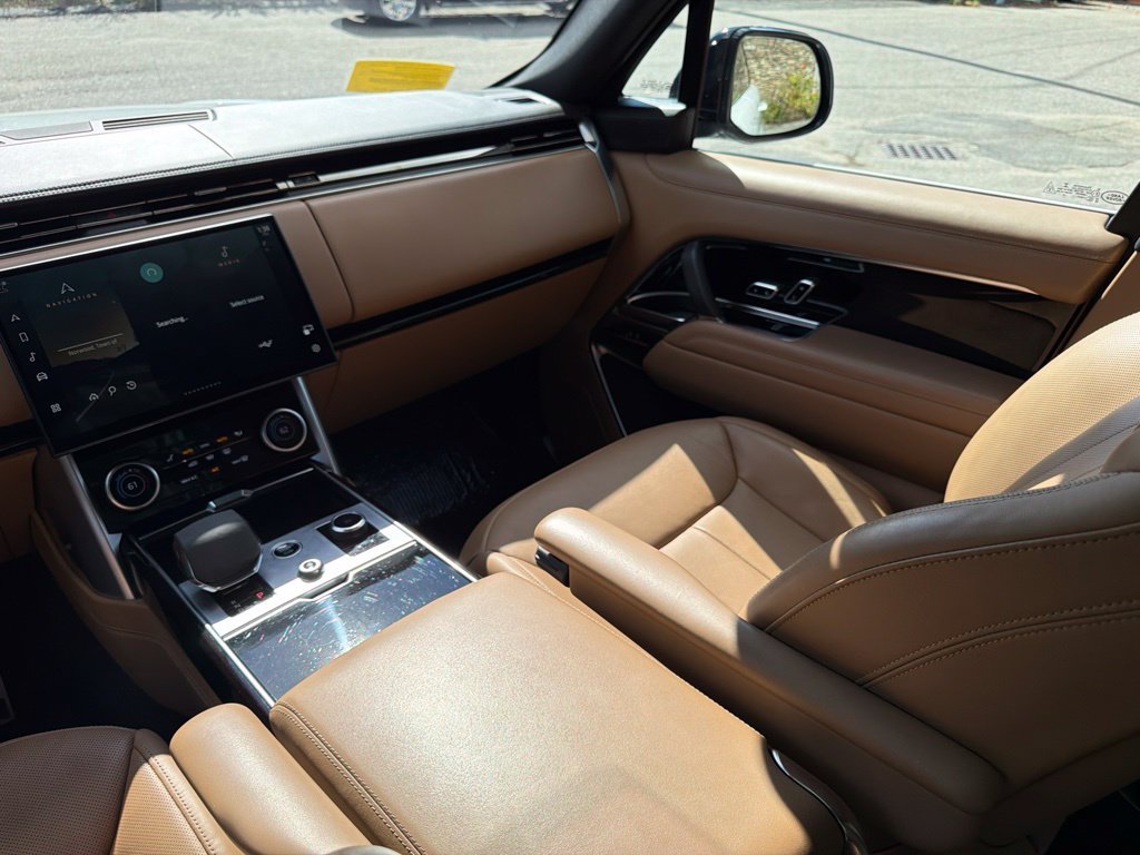 Used 2023 Land Rover Range Rover SE AWD/4WD image 26