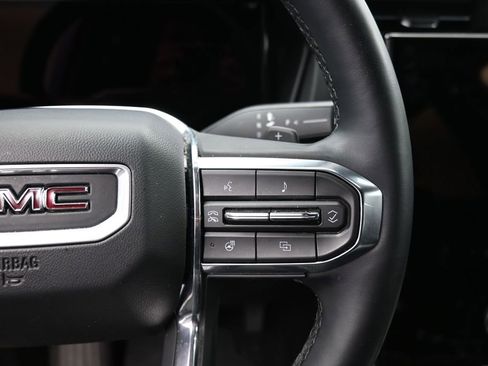 Used 2025 GMC Terrain Elevation AWD/4WD image 19