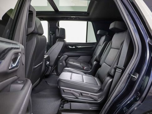 Used 2023 GMC Yukon Denali AWD/4WD image 28