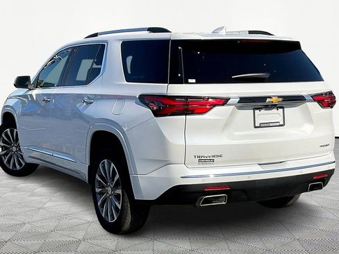 Used 2023 Chevrolet Traverse Premier w/ LPO, Floor Liner Package image 4