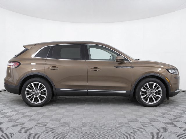 Certified 2022 Lincoln Nautilus Reserve AWD/4WD image 8
