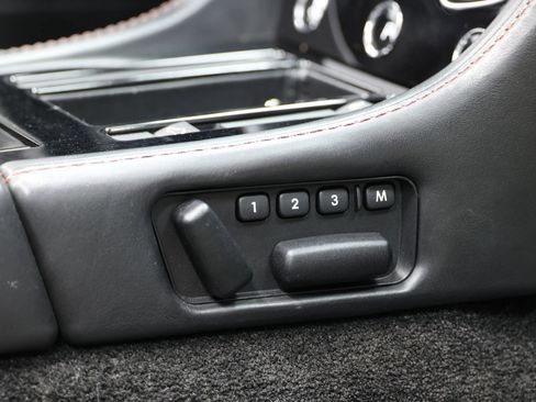 Used 2016 Aston Martin V8 Vantage GT RWD image 65
