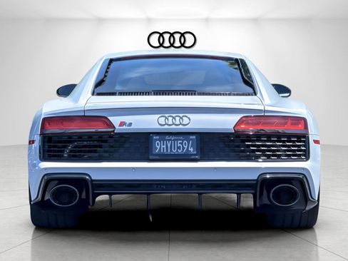 Certified 2023 Audi R8 V10 performance w/ Premium Package RWD image 4