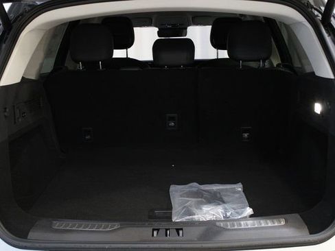 New 2026 Lincoln Nautilus Premier AWD/4WD image 59