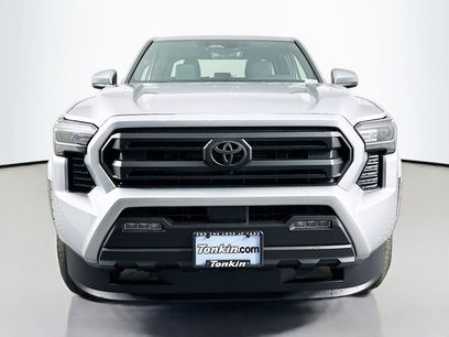 New 2025 Toyota Tacoma SR5