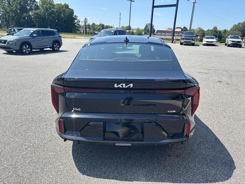 Used 2025 Kia K4 GT-Line w/ GT-Line Premium Package FWD image 8