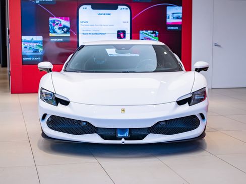 Used 2022 Ferrari 296 GTB image 2