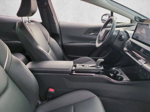 Used 2025 Toyota Prius Limited image 21