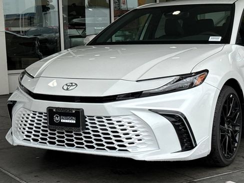 New 2026 Toyota Camry XSE FWD image 3