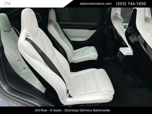 Used 2017 Tesla Model X 90D image 21