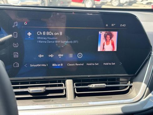 New 2025 Chevrolet Trax LT w/ Driver Confidence Package image 24