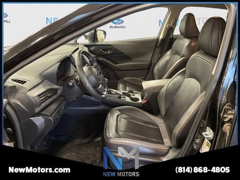 Used 2024 Subaru Crosstrek 2.5i Limited w/ Crosstrek Mirror Package AWD/4WD image 9
