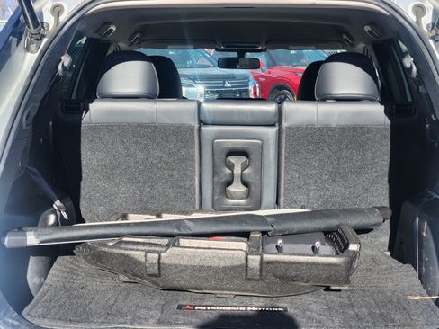 Used 2022 Mitsubishi Outlander SE image 22