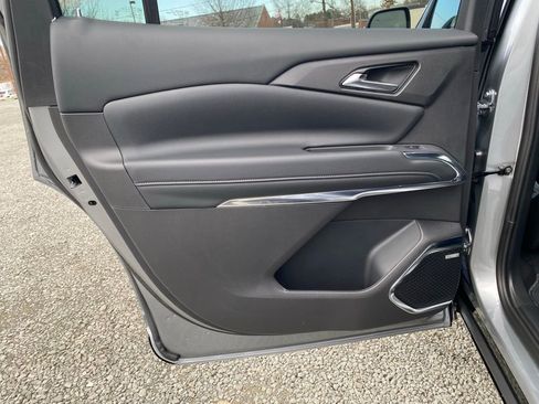 New 2026 Chevrolet Traverse High Country image 16