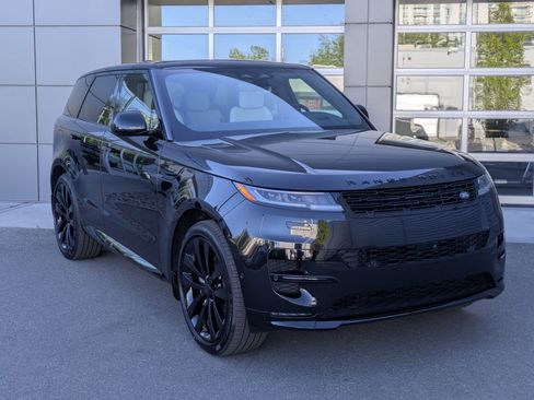 New 2026 Land Rover Range Rover Sport Dynamic SE AWD/4WD image 3