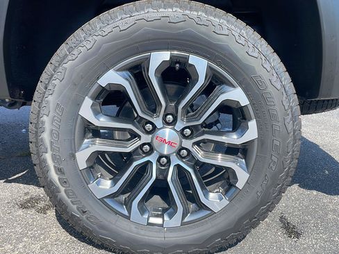 New 2026 GMC Canyon Denali AWD/4WD image 20