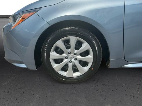 Used 2024 Toyota Corolla LE FWD image 13