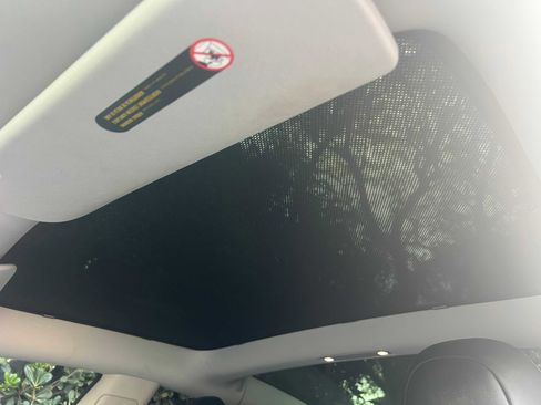 Used 2020 Tesla Model 3 Standard Range Plus image 16