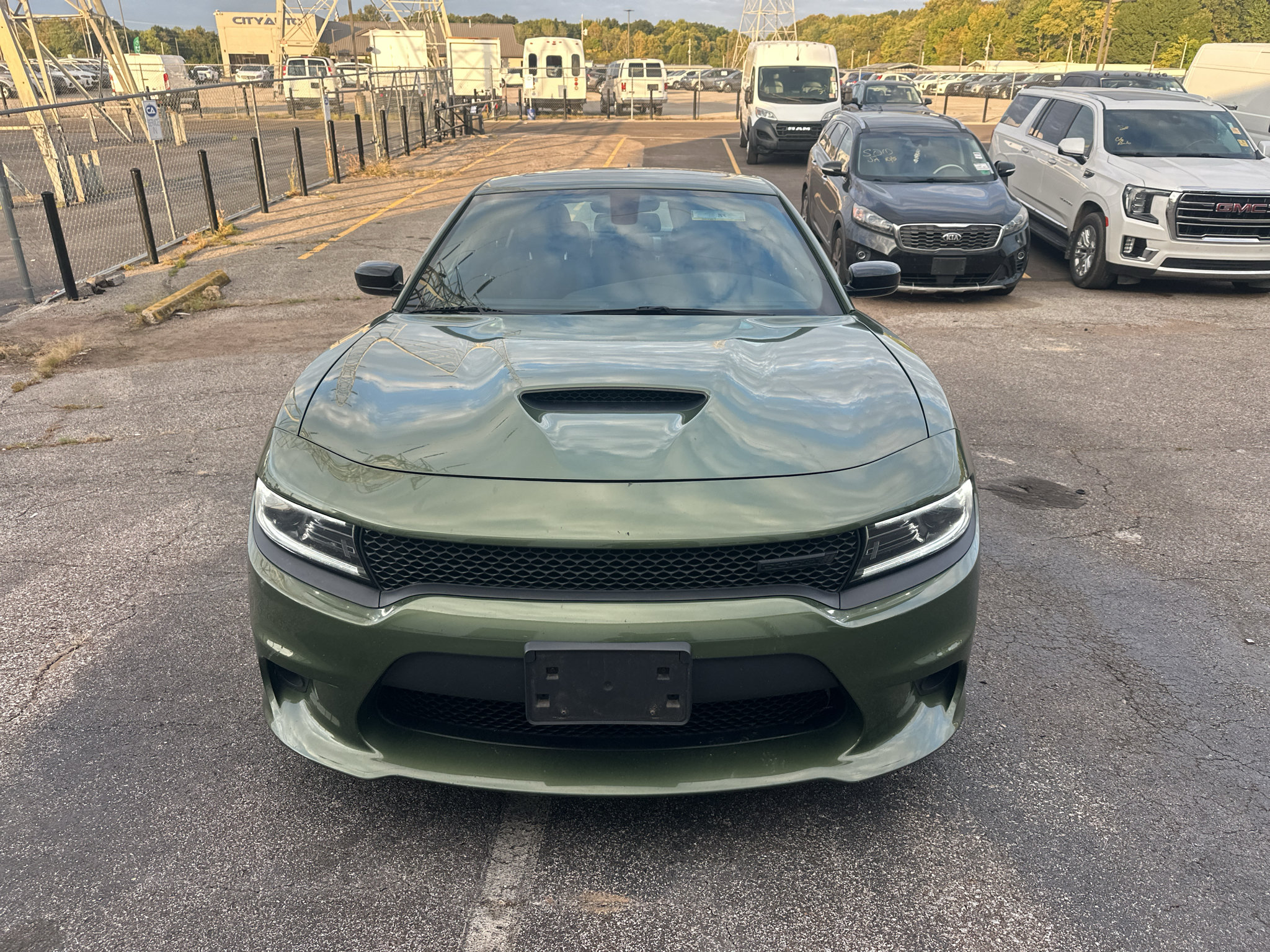 Used 2022 Dodge Charger R/T w/ Blacktop Package RWD image 2
