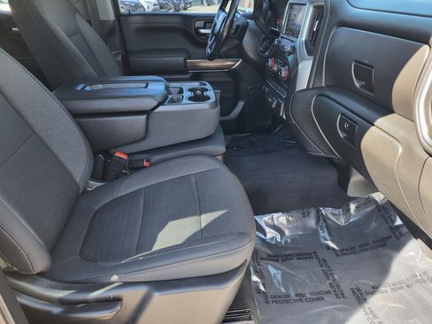 Used 2020 Chevrolet Silverado 1500 LT w/ All-Star Edition image 22